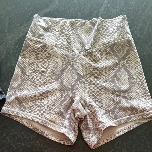 Vitality Kingdom Collection Volley Short Bundle. - Picture 3 of 5